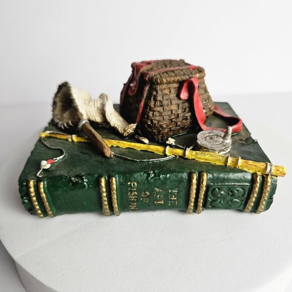 Vtg Fishing Desk Set Figurines with Tackle and Creel Small Resin Bookend - Picture 10 of 16